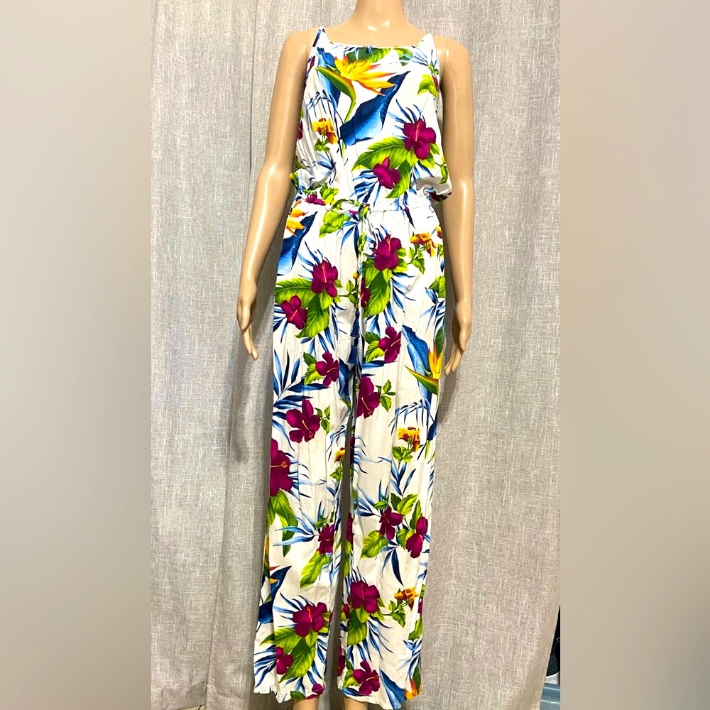 New*Tommy Bahama”Happy Hibiscus” multicolor Jumpsuit~SMALL~adjustable waist